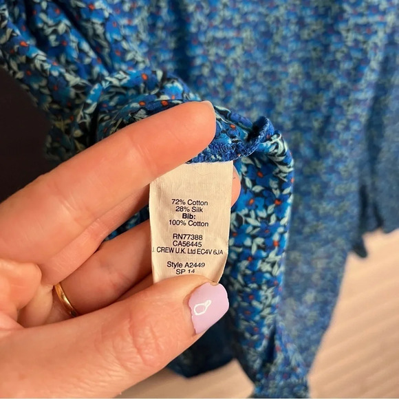 J. Crew Blue Floral Cotton and Silk Multi design Top, Women’s Size 4 - Picture 2 of 7